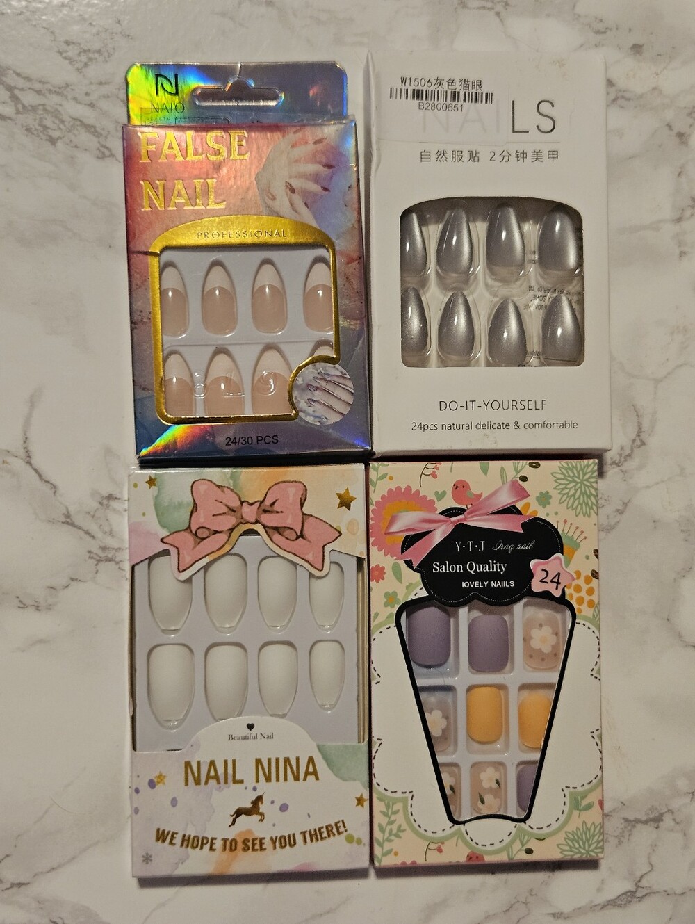 Press On Nails - 4 Pcs